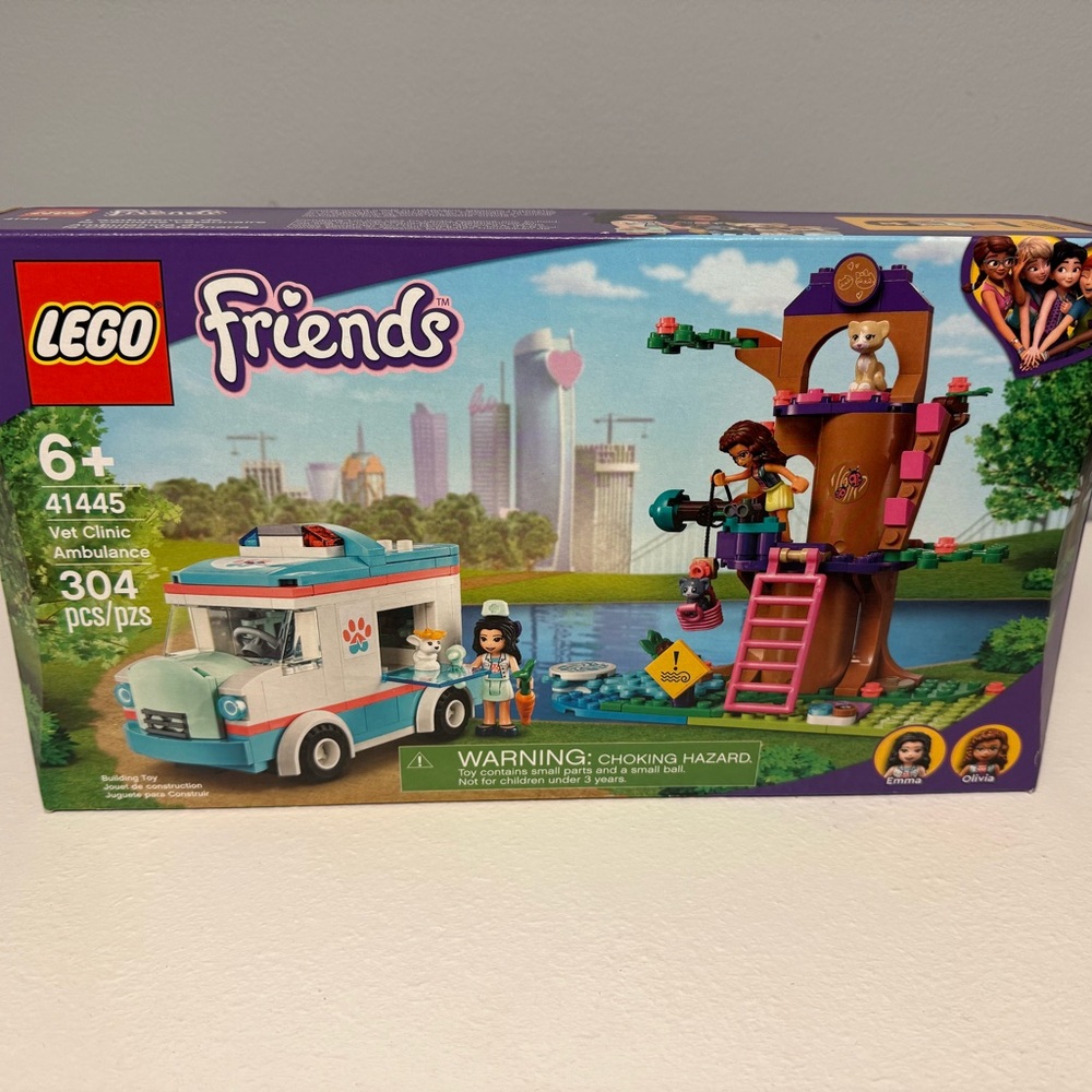 LEGO Friends 41445 Vet Clinic Ambulance. Factory Sealed